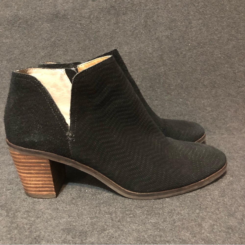 Lucky Brand Women’s 8M Pickla Ankle Boots Black Textured Suede Side Zip Booties